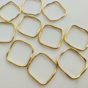 20 x Geometric Square Links  - 20x20mm