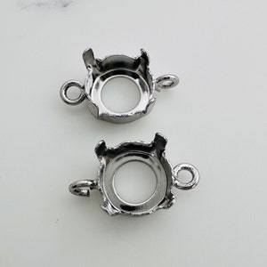 8x8mm, Blank 4-Prong Setting , Rhodium plated, 6 or 12 ps