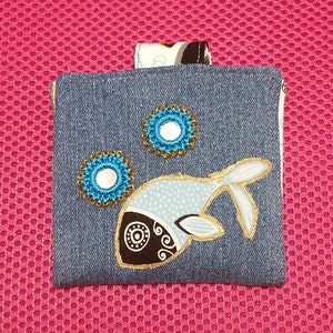 RFID Credit Card and Cash Wallet Fish with Mirrored Bubbles