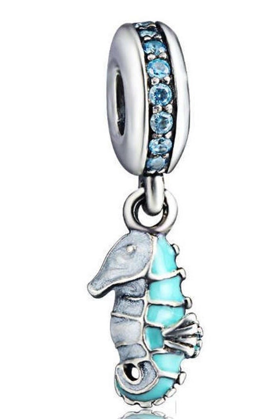 Sterling Silver Aqua Blue Crystal Background Seahorse Pendant Sterling Silver Aqua Blue Crystal Background Seahorse Pendant