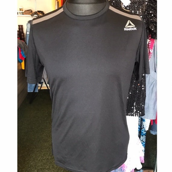 reebok t shirt logo