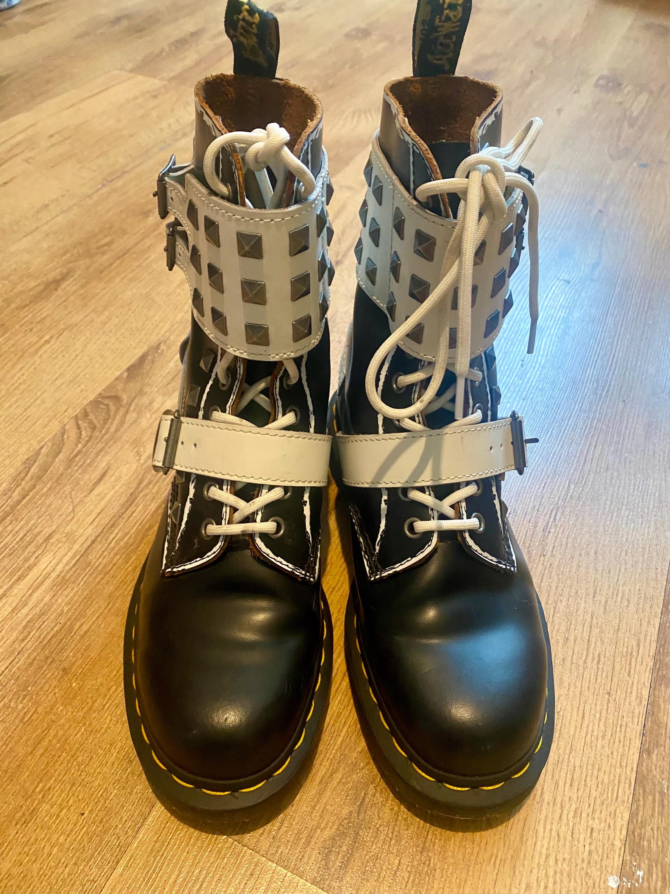 ?DR MARTENS? 1490 JOSKA STUD NWT Dr. Martens 1490 Joska Womens Size 5 Black Smooth Leather  main image 2