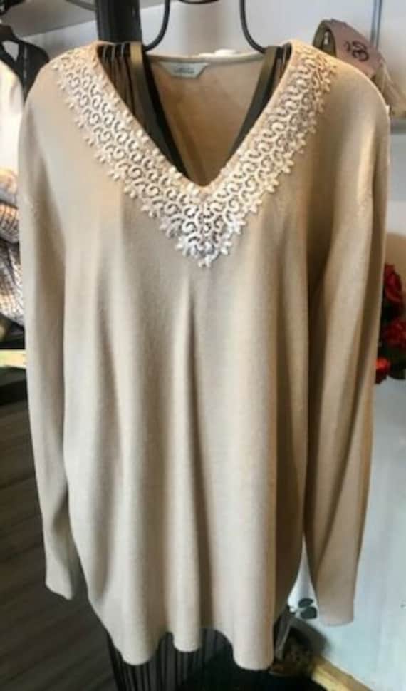 ladies jumpers size 20