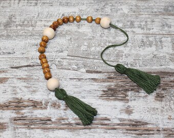 Medieval prayer beads, wooden paternoster, small rosary for middle ages reenactment