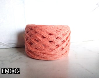 yarn 100% pure wool, center pull balls 50gr, yarn composed of 6 non-twisted strands, ideal fiber for historical reenactment