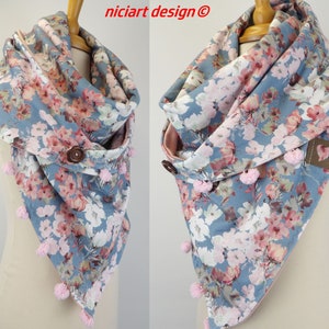 WRAP SCARF écharpe triangulaire réversible écharpe femme écharpe triangulaire BW jersey et sweat jeans bleu coloré FLEURS bouton o bandeau niciart design
