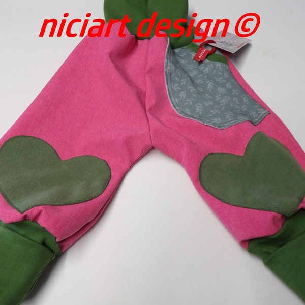 niciart Designer Softshell Pants Buddelhose Baby & Kids Softshell Pants pink green HEARTS