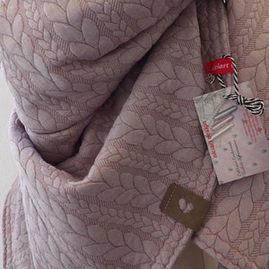 WOMEN'S SCARF XXL Plaid Triangular Scarf Stole Fine Knit Jacquard CABLE PATTERN old pink all year round niciart design