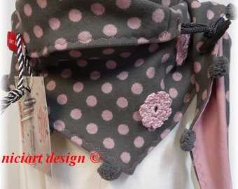 niciart Designer TRIANGULAR scarf children changing scarf triangle scarf knitted scarf grey dusky pink dots