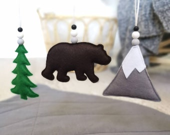 Woodland Theme Hanging Baby Gym Toys | Woodland Felt Bear Nursery Decor | Hanging Animal Activity Gym Toy | Mountain Play Gym Felt Toys