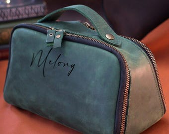 Leather Toiletry Travel Pouch With Fabric Lining, Personalized Men’s Shaving Kit, Travel Small Bags for Men & Women, Christmas Gifts for Him