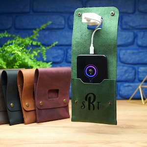 Lederen wandladerhouder, reislaadzakje, gepersonaliseerde iPhone-opladerhoes, aangepaste oplaadstandaard voor mobiele telefoons, housewarmingcadeaus