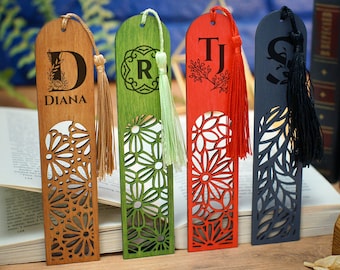 Personalized Wood Bookmarks, Gift for Book Lovers, Custom Wood Bookmark with Tassel, Cute Handmade Bookmark, Unique Gift for Women
