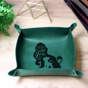 Vassoio di ritiro e riconsegna auto personalizzato, vassoio catchall in pelle, regali personalizzati in pelle, organizzatore di scrivania da ufficio personalizzato, vassoio di ritiro e riconsegna auto inciso per uomo Verde