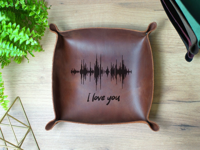 Vassoio di ritiro e riconsegna auto personalizzato, vassoio catchall in pelle, regali personalizzati in pelle, organizzatore di scrivania da ufficio personalizzato, vassoio di ritiro e riconsegna auto inciso per uomo Marrone