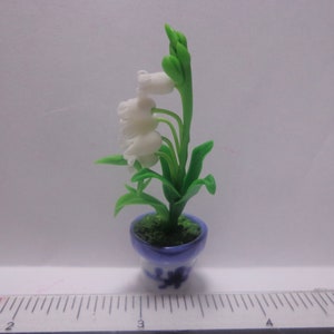 112 Scale Flowers , Flowers In A Pot Dollhouse Miniature Flower , garden image 2