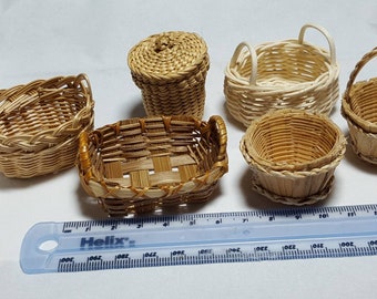 Handmade Wicker Baskets Dolls house Miniature