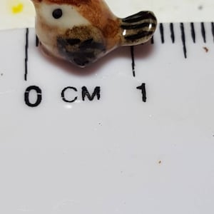 Smallest Tiny Miniature Wren Ceramic Garden Bird Hand Painted Collectable Ceramic Pet ,Ornament image 5