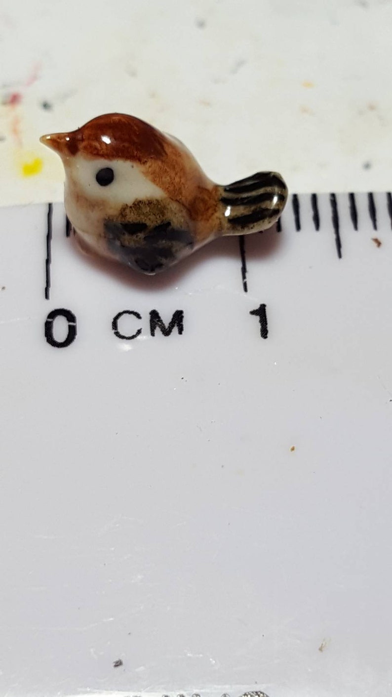 Smallest Tiny Miniature Wren Ceramic Garden Bird Hand Painted Collectable Ceramic Pet ,Ornament image 5