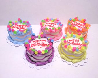 1:12 Scale Round Happy Birthday Cake  Dolls House Accessory