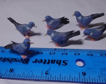 1;12 Scale 1 x Wood Pigeon Bird  Doll House Miniature Bird , Garden