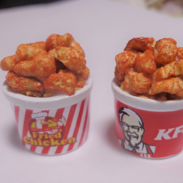 Miniature Fried Chicken KFC in bucket, Miniature Fake food diameter