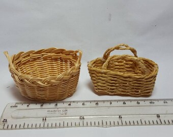 Très beau panier en osier avec anse bois de cerf - Nids et nichoirs (13569934