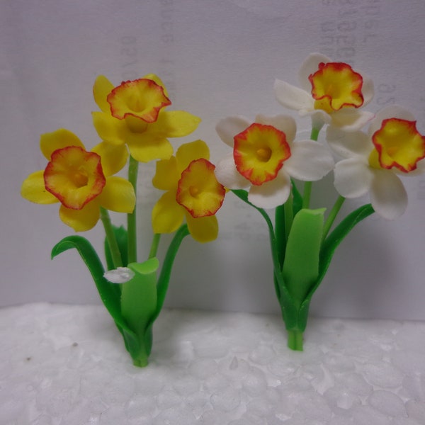 1;12 Scale Daffodil Flower Flowers Dollhouse Miniature Flower , garden Set 2