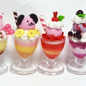 Ice Cream Sundae  Dolls House Miniature Dessert Accessory