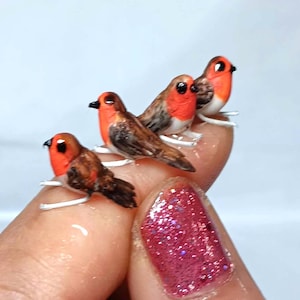 1 x Hand made Miniature Robin Bird
