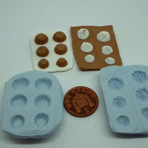 1:12th Scale  Cupcake Mould Dolls House Miniature Accessory