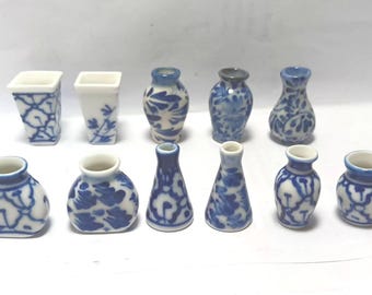 Hand Painted 1:12 Scale Dolls House Miniature Ceramic Vase