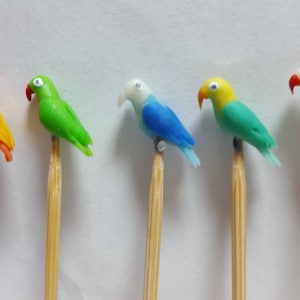 1;12th  Hand Made Polymer Birds On A Stick Dolls House Miniatures bird