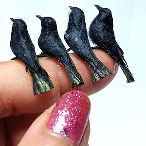1 X handgemachte Krähe, schwarzer Vogel, Puppenhaus-Miniaturen Vogel