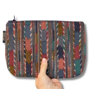 Bolsa de maquiagem de lã vintage Liberty Vicuna, estojo de lápis ou bolsa com zíper. Ikat, Bolsa de cosméticos outonais retrô dos anos 90 estilo Zebak/carteira com zíper.