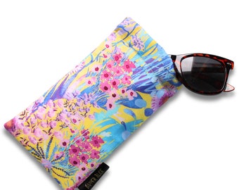 Liberty 'Tresco' Floral Sunglasses Pouch. Botanical Flowers Large Glasses Case. Padded Cloth Tana Lawn Cotton. Colourful Travel Accesory.