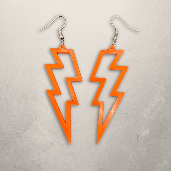 Pendientes Lightning Bolt en naranja neón. Joyería retro punk Bowie de los años 80, pendientes colgantes grandes de los años 70, pendientes ligeros de moda.