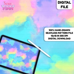 Op de afbeelding: Een digitale afbeelding met een tablet met een kleurrijk, abstract patroon en een witte stylus. De achtergrond is een mix van pastelkleuren. Tekst op de afbeelding luidt "DIGITAL FILE" en "100% HAND-DRAWN SEAMLESS PATTERN FILE 12x12 IN 300 DPI DIGITAL DOWNLOAD."