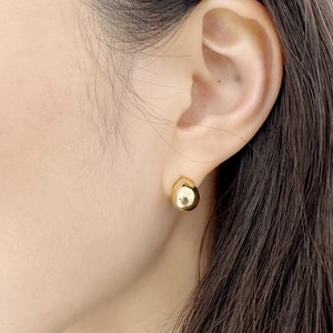 Teardrop Earrings/ Dainty Studs/ Minimal Jewelry/ 925 Sterling Silver Earrings/ Gold Vermeil Earrings/Gift for Her