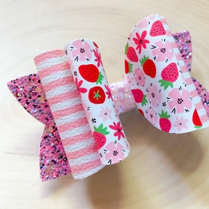 Strawberry Clip | Strawberry Hair Clip | Toddler Hair Clip | Baby Hair Clip | Fruit Hair Clip