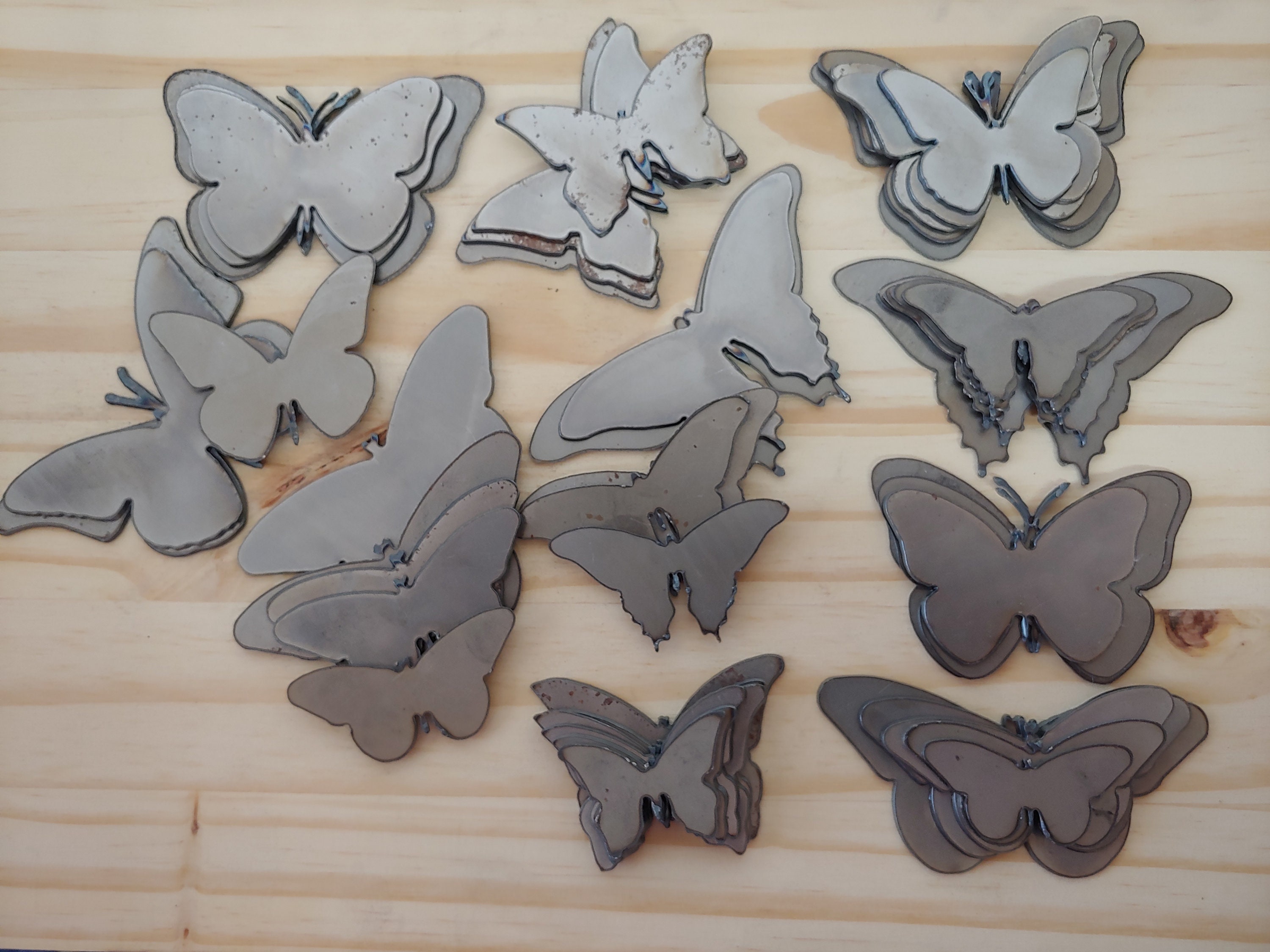 5 Butterfly Shapes Rusty Metal Butterflies Butterflies for Crafts and  Decorations 