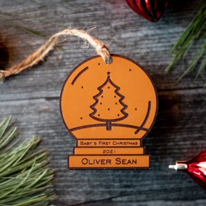 Leren baby&#39;s eerste kerstornament | Gepersonaliseerde lederen sieraad voor baby