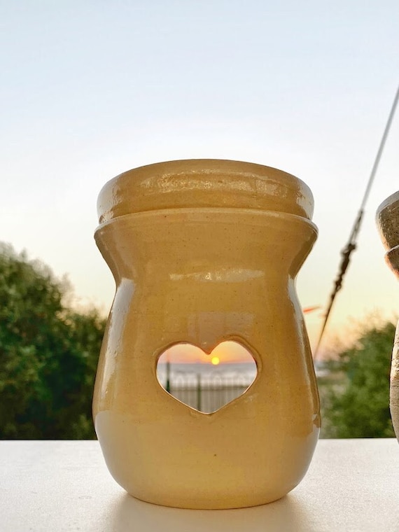 104 Serendipities on Instagram: “Me encantan los aceites esenciales!  Quemador de ceramica colgante ❤ #aceiteesenci…