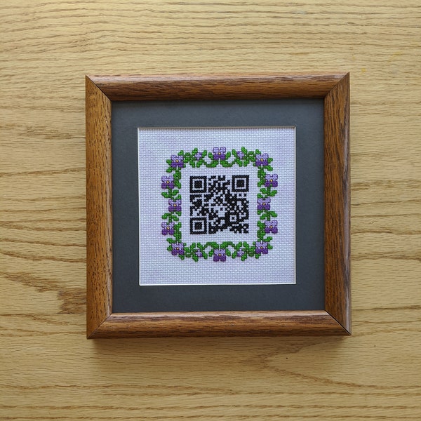 Modèle PDF personnalisé: code QR cousu en croix - Exécution numérique après l’achat