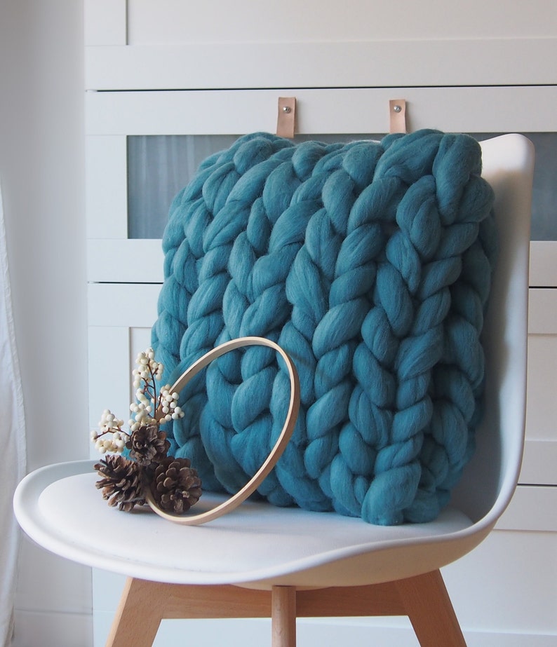 Coussin en laine XXL turquoise. 40x40 cm. Coussin en laine