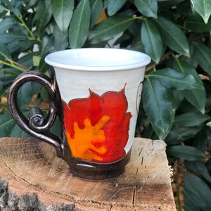 Mors dag-present - Orange blommamugg, Keramikmugg, Handgjord Keramiktekopp, Hantverksmugg, Lergodskopp, Tri Ushi