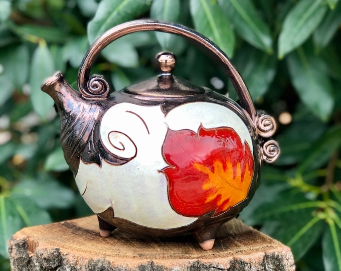 Handmade Pottery Teapot, Flower Tea Pot, Unique Tea Maker, LArge Round Teapot, Ceramic Coffee Pot, Wedding gift, Tri Ushi
