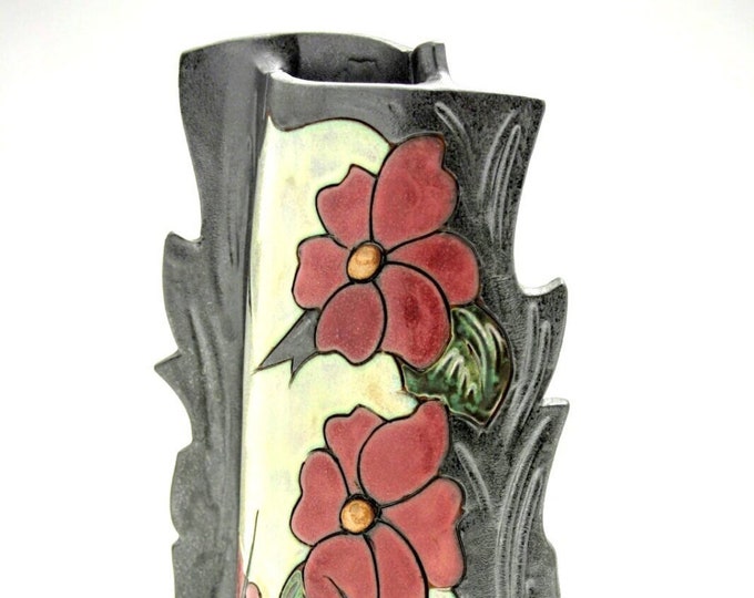 Interior Home Decor, Ceramic Flower Vase,  Art Pottery Vase, Decorative Vase, Unique Gift for Mom, Wedding Decor