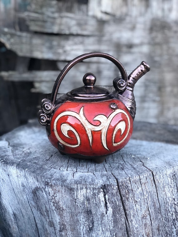 Cute Ceramic Teapot, Teapot for One, Handmade Pottery Tea Pot, Artisan  Ceramic Gift, Red Ceramic Teapot 