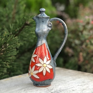 Regalo de Navidad: vinagrera de aceite y vinagre de cerámica, decoración del hogar Daisy, dispensador de botellas de aceite de oliva, botella de cerámica hecha a mano, regalo artesanal de anfitriona